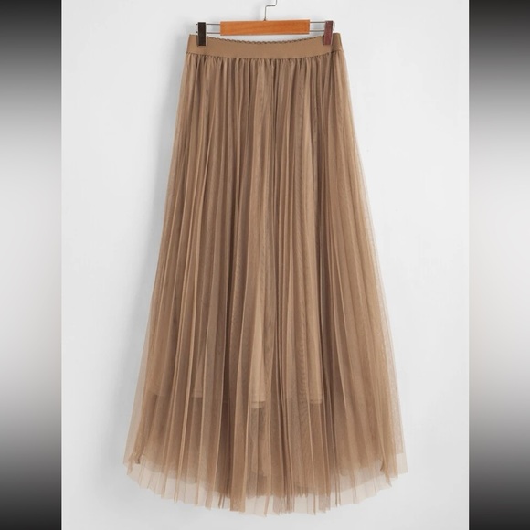 Boho khaki pleated mesh skirt - Picture 2 of 16